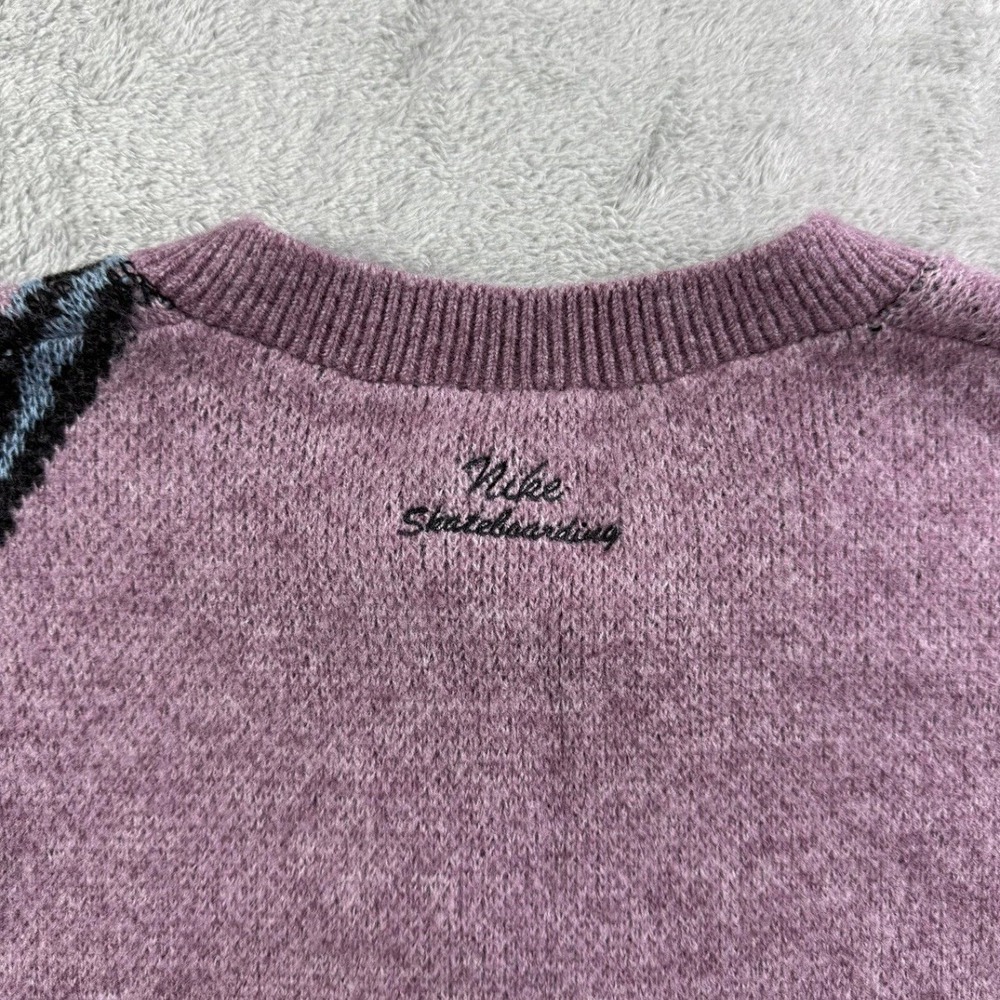 Nike SB Sweater Sleeveless Jumper FV7391-523 Plum Dust Mens Size Medium - Picture 4 of 9
